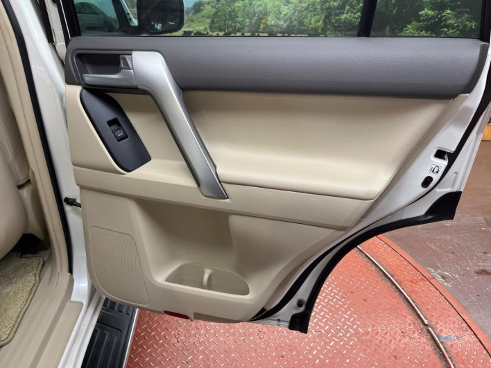 2023 Toyota Land Cruiser Prado 3BA-TRJ150W (UW-6a24e18a3ac35)[19]