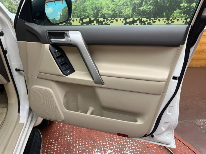 2023 Toyota Land Cruiser Prado 3BA-TRJ150W (UW-6a24e18a3ac35)[20]
