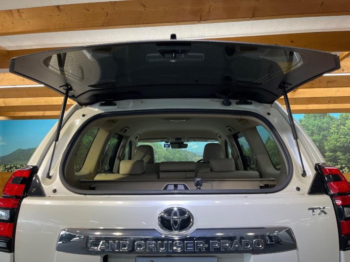 2023 Toyota Land Cruiser Prado 3BA-TRJ150W (UW-6a24e18a3ac35)[11]