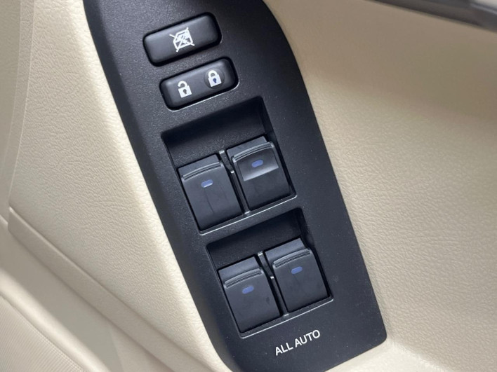 2023 Toyota Land Cruiser Prado 3BA-TRJ150W (UW-6a24e18a3ac35)[26]