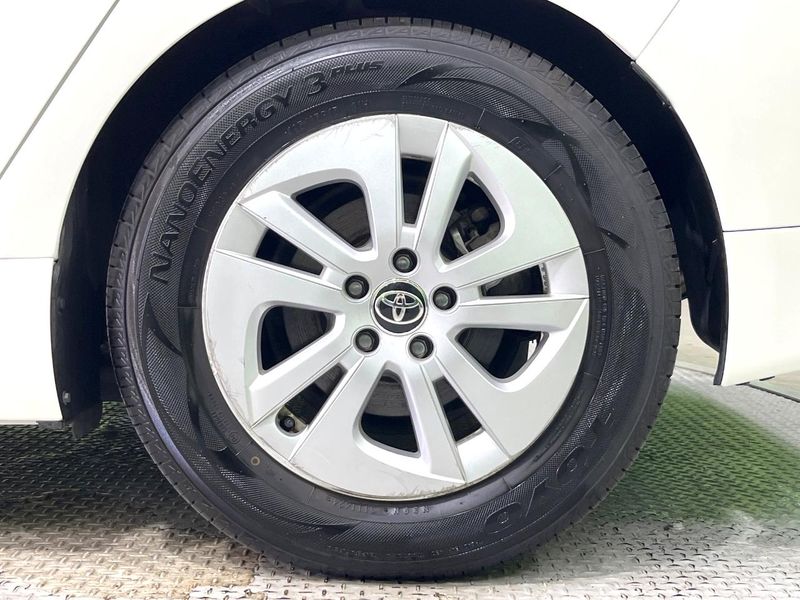 2018 Toyota Prius DAA-ZVW50 (UW-6a24e1c9b8712)[8]