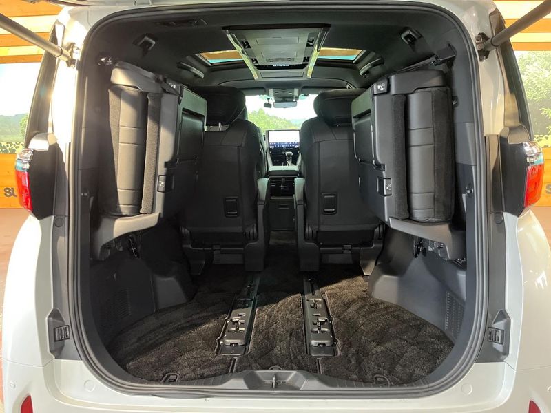 2023 Toyota Alphard 3BA-AGH40W (UW-6a263157ea958)[8]