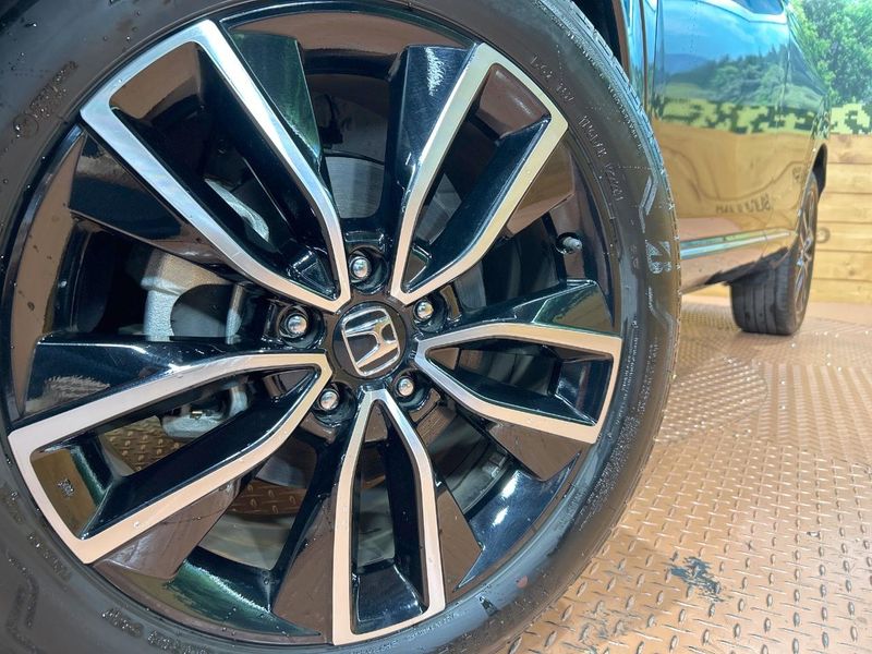 2024 Honda Vezel 6AA-RV5 (UW-6a2632d3a99ac)[7]