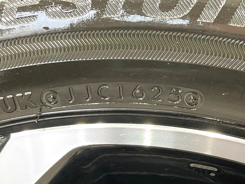2025 Toyota Raize 3BA-A210A (UW-6a27837d7b784)[17]