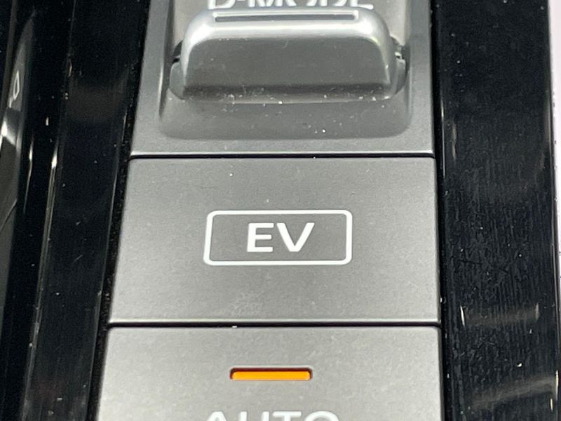 2022 Nissan Aura 6AA-FE13 (UW-6a2783f9de1e2)[15]