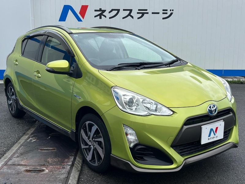 2015 Toyota Aqua DAA-NHP10 (UW-6a28d65c88386)[23]