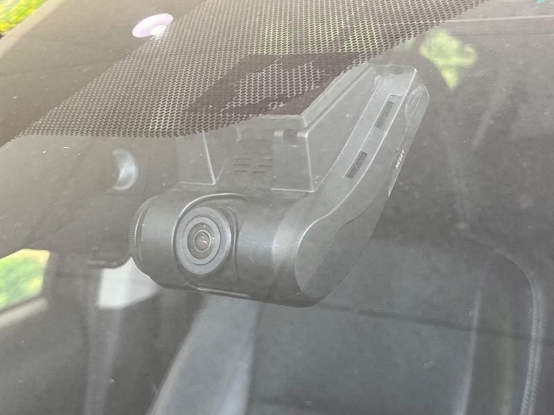 2016 Toyota Aqua DAA-NHP10 (UW-6a28d661508a5)[21]