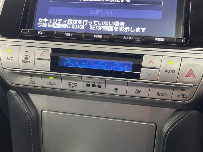 2017 Toyota Land Cruiser Prado CBA-TRJ150W (UW-6a28d69f2553b)[28]