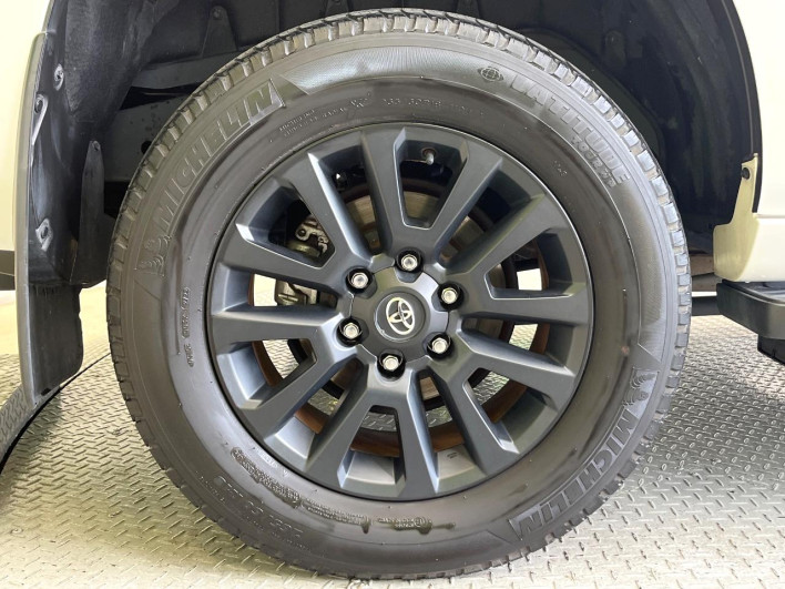 2022 Toyota Land Cruiser Prado 3BA-TRJ150W (UW-6a28d6a08bc84)[19]