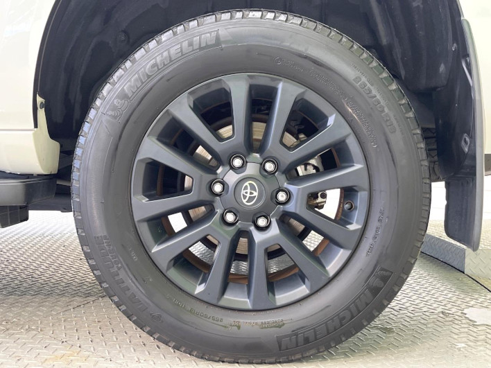 2022 Toyota Land Cruiser Prado 3BA-TRJ150W (UW-6a28d6a08bc84)[21]