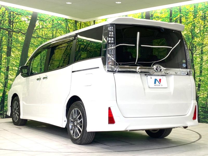 2015 Toyota Voxy DBA-ZRR80W (UW-6a28d6cbc8a5d)[19]
