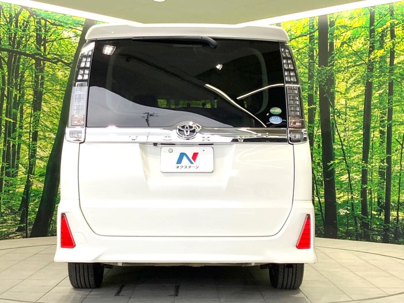 2015 Toyota Voxy DBA-ZRR80W (UW-6a28d6cbc8a5d)[20]
