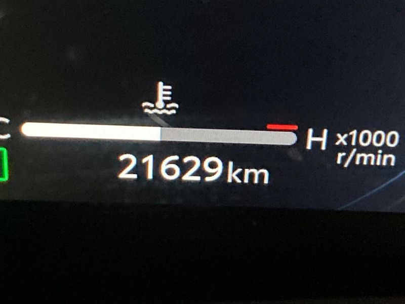 2024 Toyota Alphard Hybrid 6AA-AAHH40W (UW-6a2a25e77869e)[2]