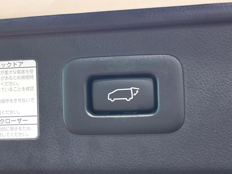 2022 Toyota Alphard 3BA-AGH30W (UW-6a2a25f77ba46)[28]