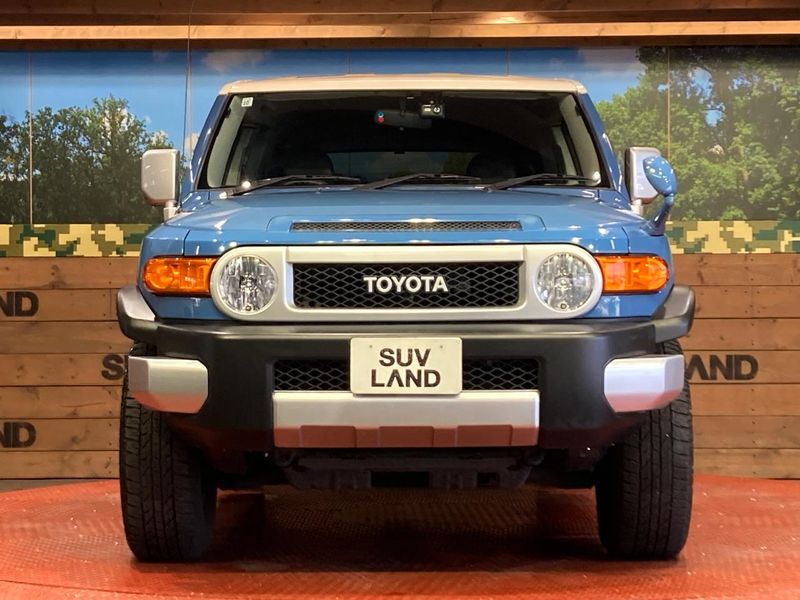 2013 Toyota FJ CRUISER CBA-GSJ15W (UW-6a2a266edf352)[11]