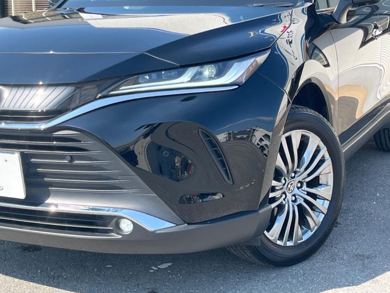 2021 Toyota Harrier 6BA-MXUA80 (UW-6a2a275b2359a)[16]