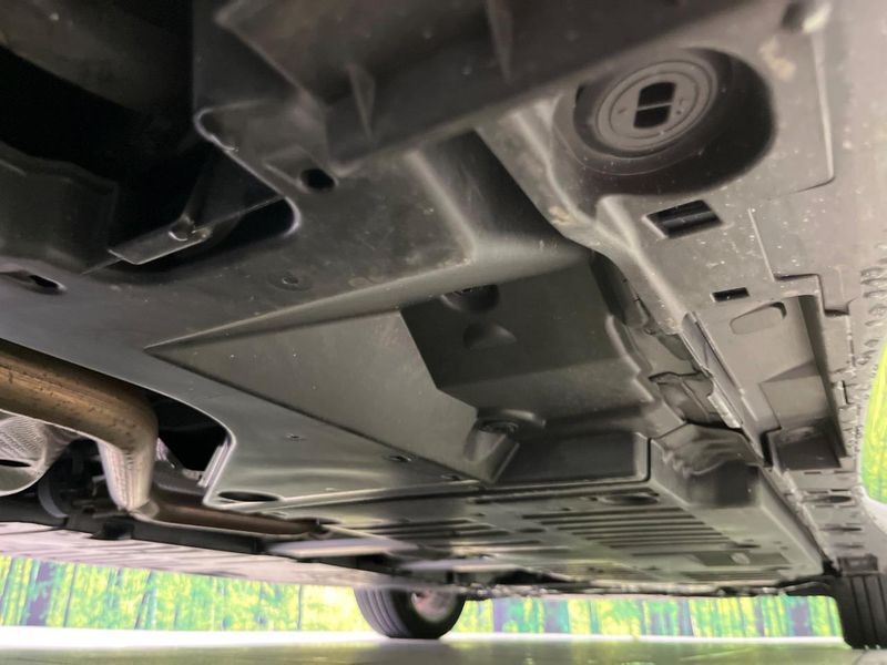 2023 Toyota Prius 6AA-MXWH60 (UW-6a2a276023e9b)[22]