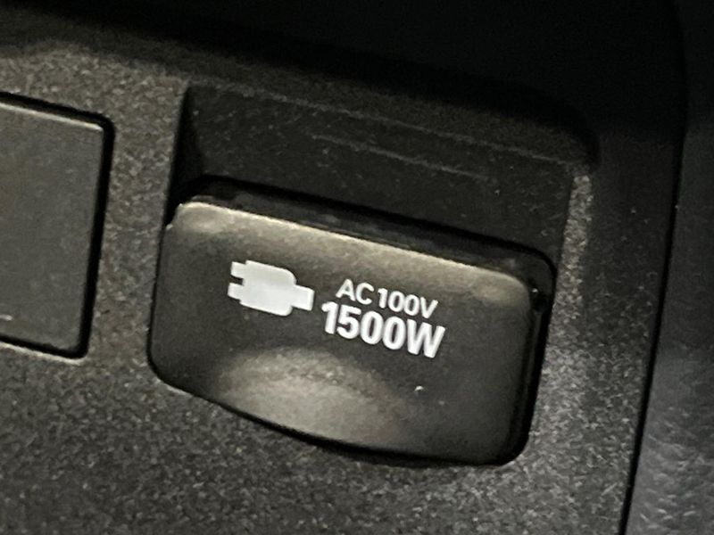 2023 Toyota Prius 6AA-MXWH60 (UW-6a2a276023e9b)[29]