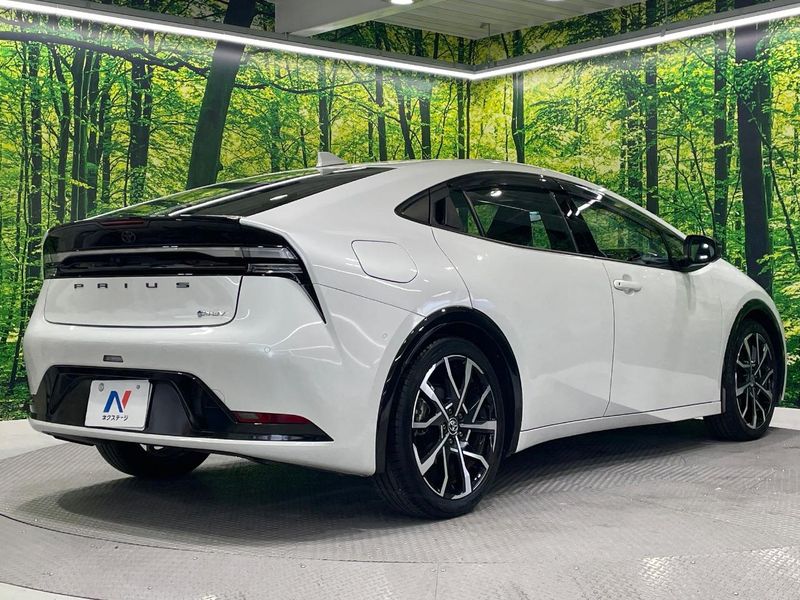 2024 Toyota Prius 6LA-MXWH61 (UW-6a2a27628c679)[18]