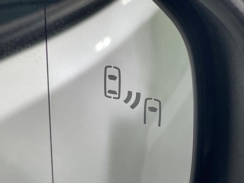 2024 Toyota Prius 6LA-MXWH61 (UW-6a2a27628c679)[13]
