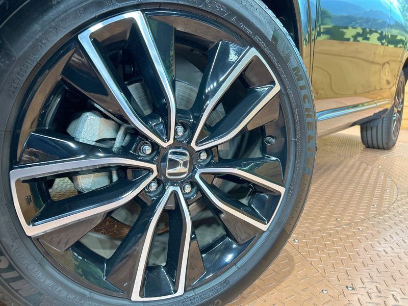 2022 Honda Vezel 6AA-RV5 (UW-6a2a278de5f6a)[5]
