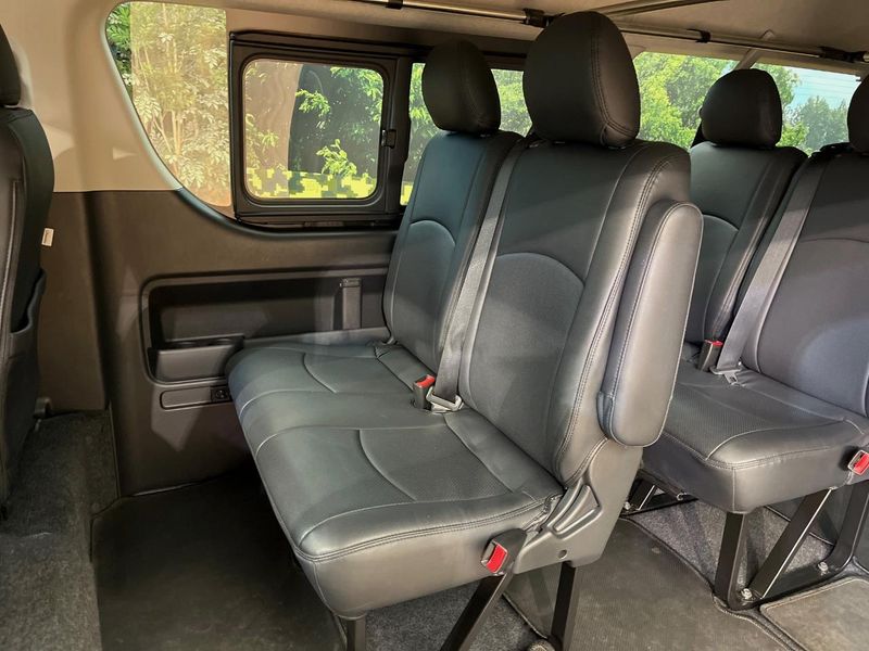 2023 Toyota Hiace Wagon 3BA-TRH219W (UW-6a2a27a4e68c2)[27]
