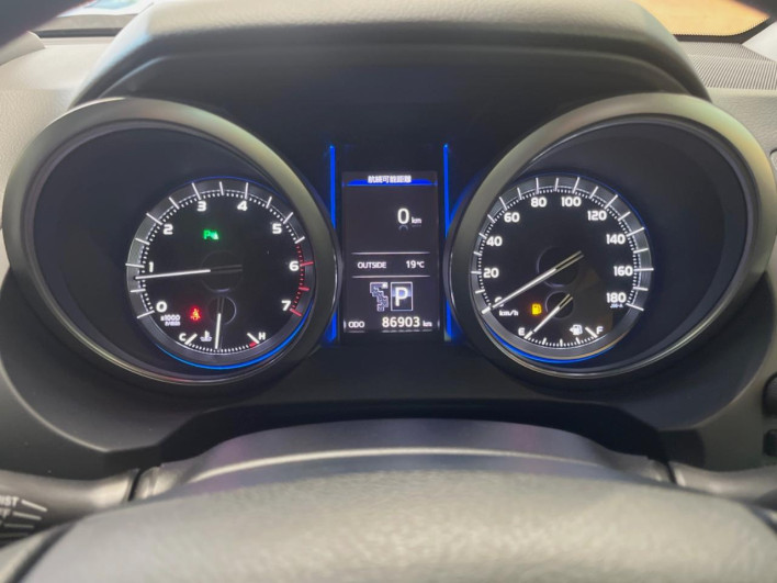 2015 Toyota Land Cruiser Prado CBA-TRJ150W (UW-6a2a27a634aea)[2]