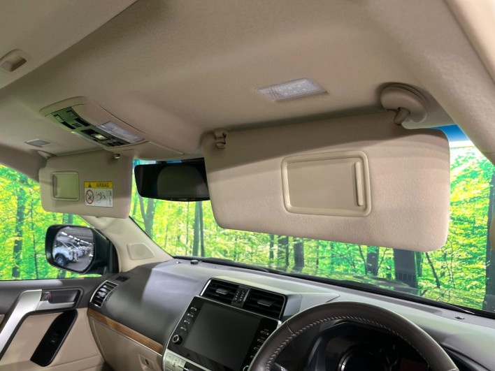 2022 Toyota Land Cruiser Prado 3BA-TRJ150W (UW-6a2a27a8874b4)[21]