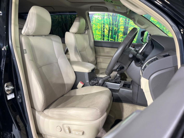 2022 Toyota Land Cruiser Prado 3BA-TRJ150W (UW-6a2a27a8874b4)[24]