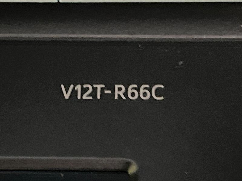 2017 Toyota Esquire DBA-ZRR85G (UW-6a2a27d9b249c)[16]