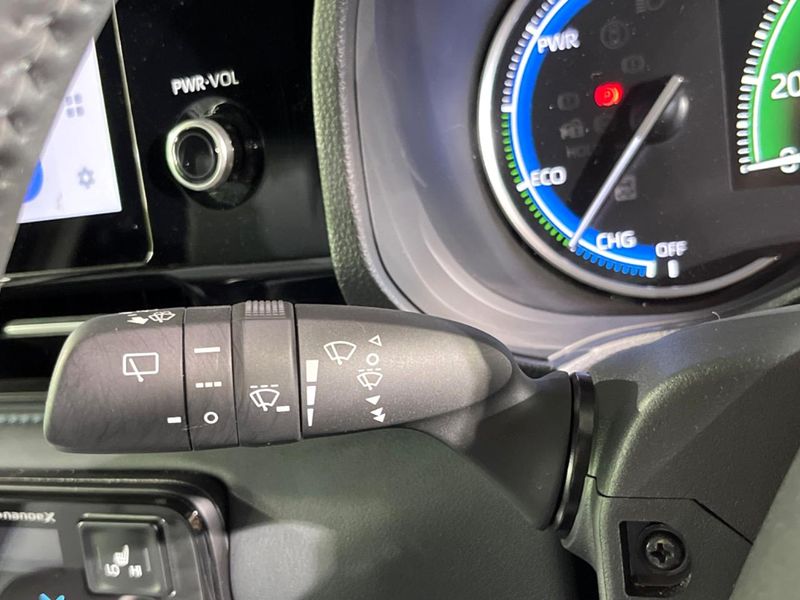 2024 Toyota Voxy 6AA-ZWR90W (UW-6a2a27fbd6cf2)[27]