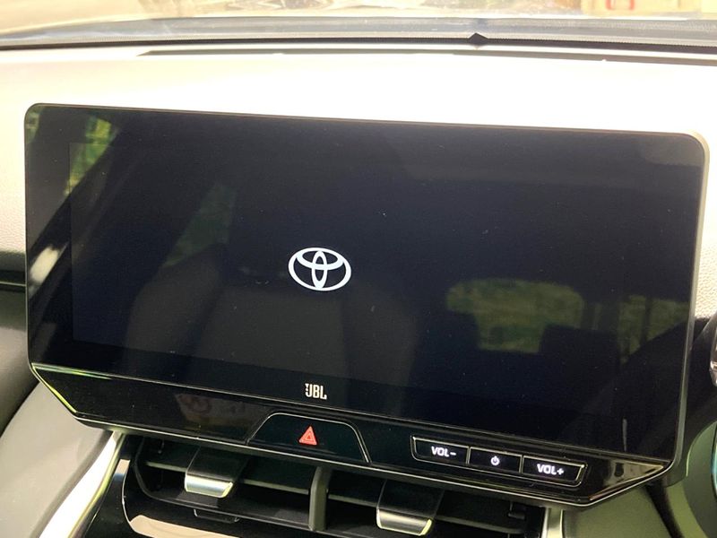2024 Toyota Harrier 6BA-MXUA80 (UW-6a2b790aad9e3)[28]