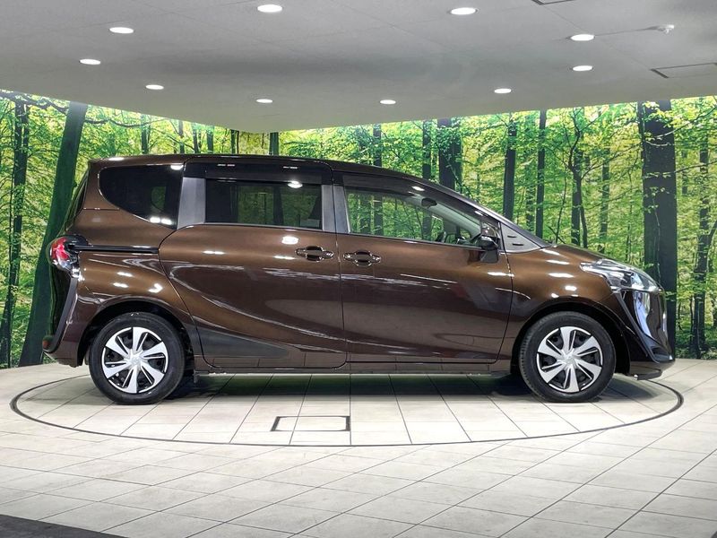 2018 Toyota Sienta DBA-NSP170G (UW-6a2b792a8a6ec)[25]