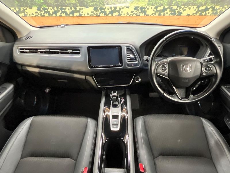 2018 Honda Vezel DAA-RU3 (UW-6a2b793ebb0f5)[16]