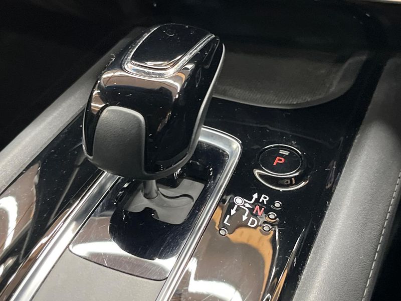 2018 Honda Vezel DAA-RU3 (UW-6a2b793ebb0f5)[24]