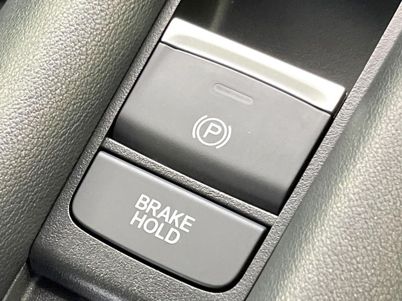 2025 Honda ZR-V 6AA-RZ4 (UW-6a2b7949b23c0)[15]