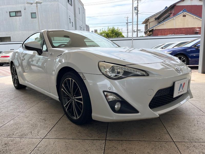 2013 Toyota 86 DBA-ZN6 (UW-6a2b799960318)[8]