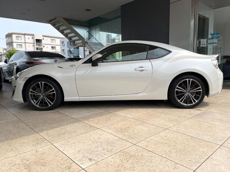 2013 Toyota 86 DBA-ZN6 (UW-6a2b799960318)[13]