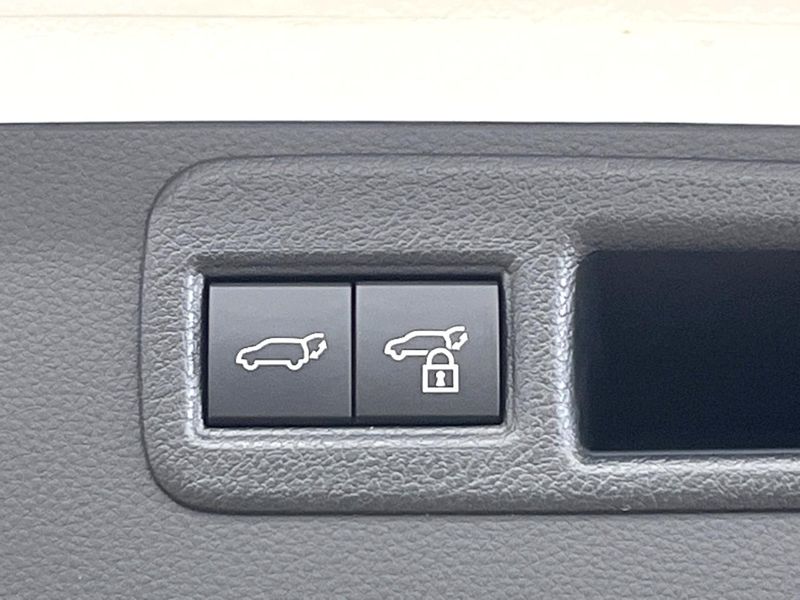 2025 Toyota Harrier Hybrid 6AA-AXUH80 (UW-6a2cc9607f61e)[20]