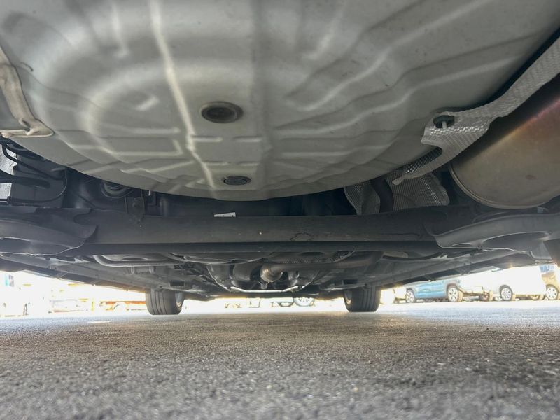2017 Nissan Note DAA-HE12 (UW-6a2cc9e718f6c)[11]