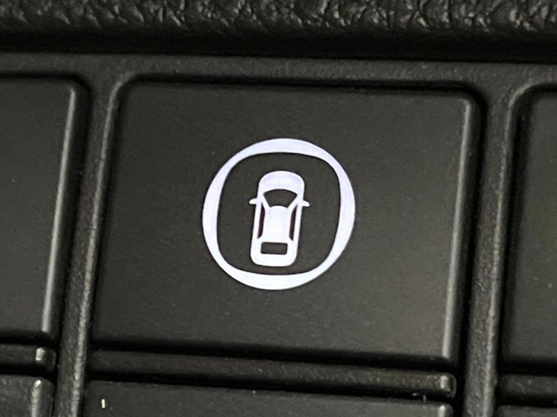 2021 Honda Vezel 6AA-RV5 (UW-6a2ccb0fe22b8)[25]
