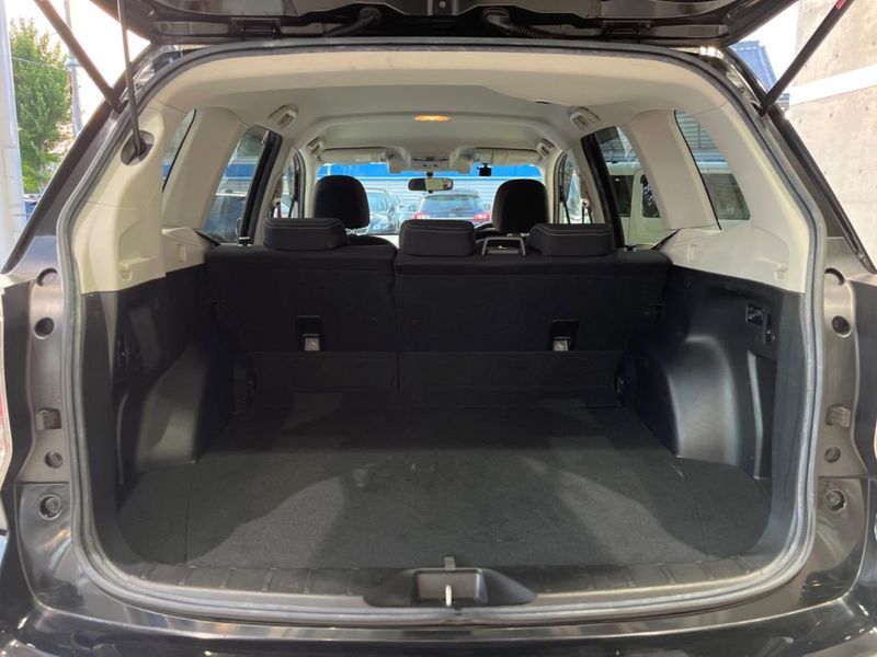 2016 Subaru Forester DBA-SJ5 (UW-6a2ccb23b3b04)[21]