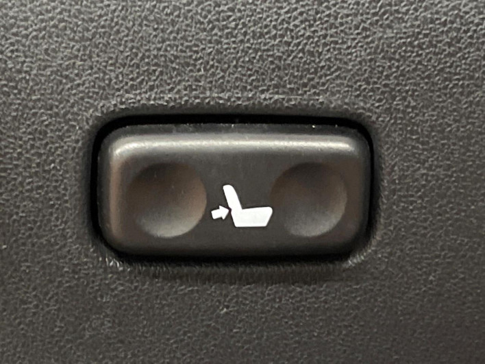 2014 Toyota Land Cruiser Prado CBA-TRJ150W (UW-6a2ccb2e6c78d)[20]