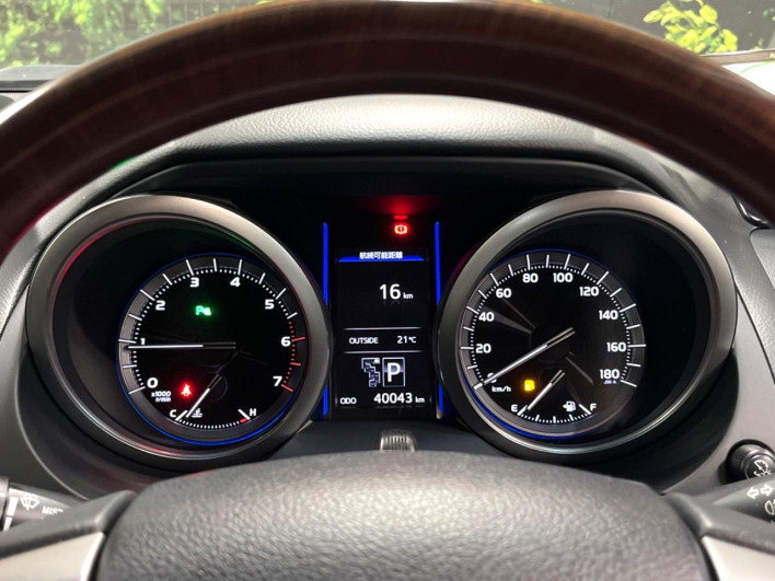 2014 Toyota Land Cruiser Prado CBA-TRJ150W (UW-6a2ccb2e6c78d)[12]