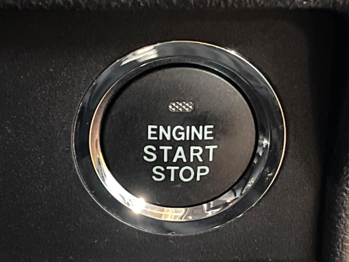 2014 Toyota Land Cruiser Prado CBA-TRJ150W (UW-6a2ccb2e6c78d)[17]
