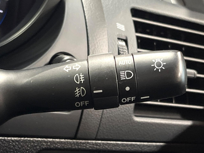 2014 Toyota Land Cruiser Prado CBA-TRJ150W (UW-6a2ccb2e6c78d)[13]