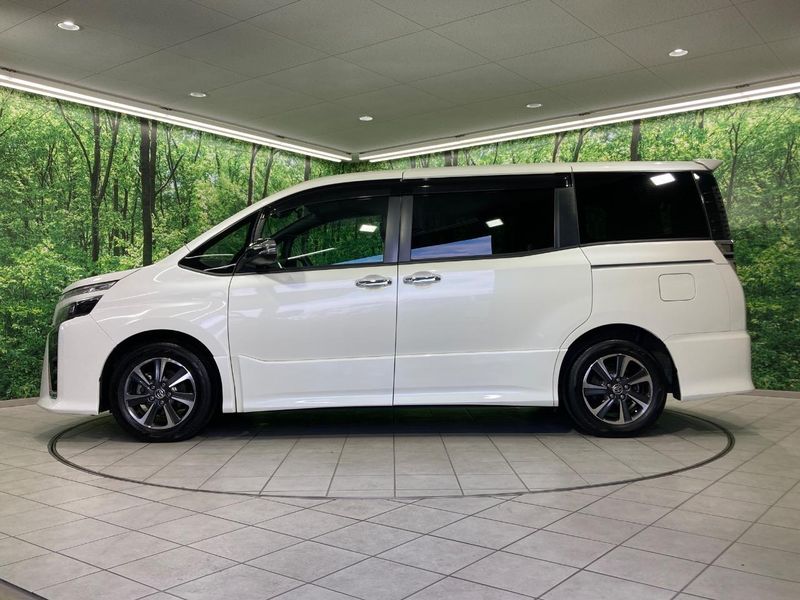 2021 Toyota Voxy 3BA-ZRR80W (UW-6a2ccb6735dea)[23]