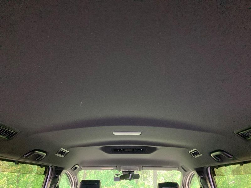 2021 Toyota Voxy 3BA-ZRR80W (UW-6a2ccb6735dea)[14]