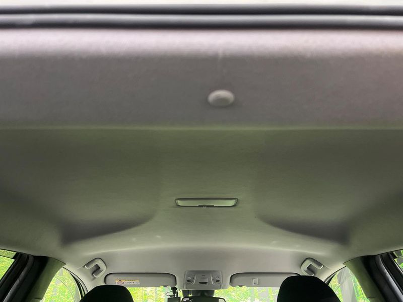 2019 Toyota Prius DAA-ZVW51 (UW-6a2ccb784b21c)[6]
