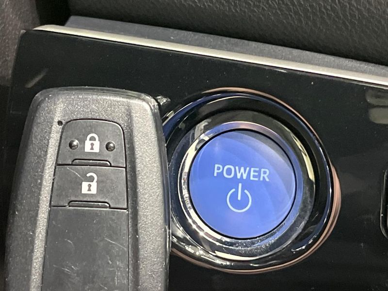 2019 Toyota Prius DAA-ZVW51 (UW-6a2ccb784b21c)[19]